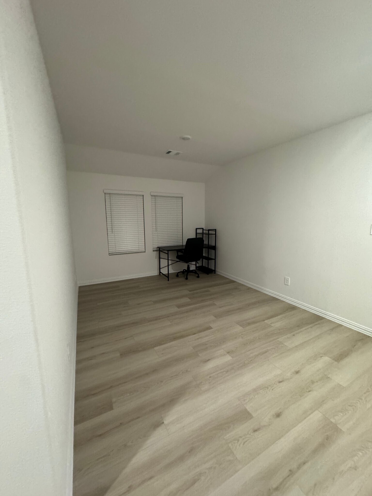 Building Photo - 608 Marigold Hl Wy