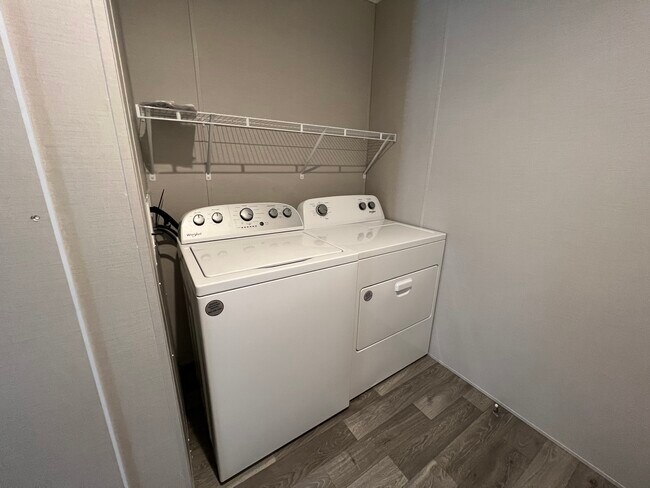 Building Photo - 203 Birch