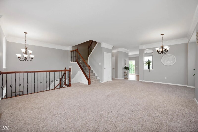 Building Photo - 3546 N Golden Gate Dr