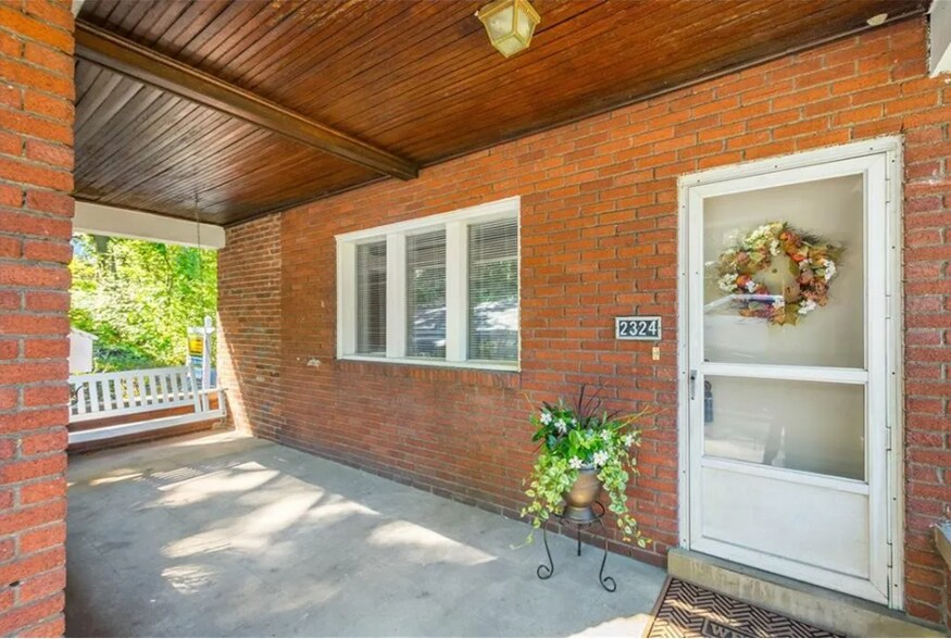 Building Photo - 2324 Woodward Ave