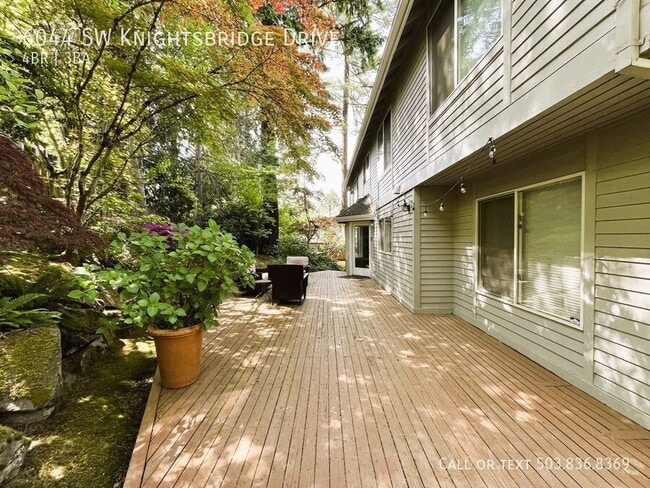 Building Photo - 6044 SW Knightsbridge Dr