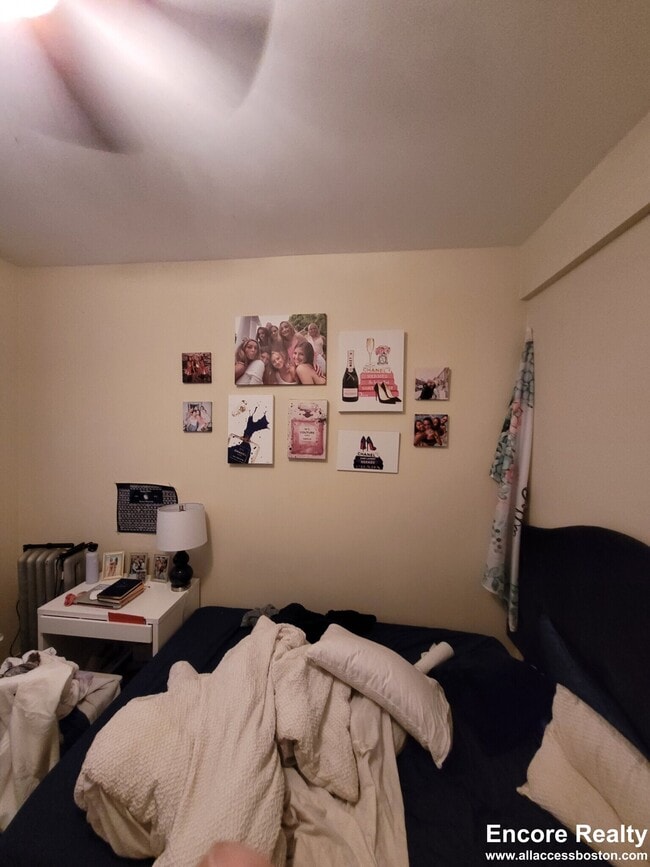 Building Photo - 1189 Commonwealth Ave