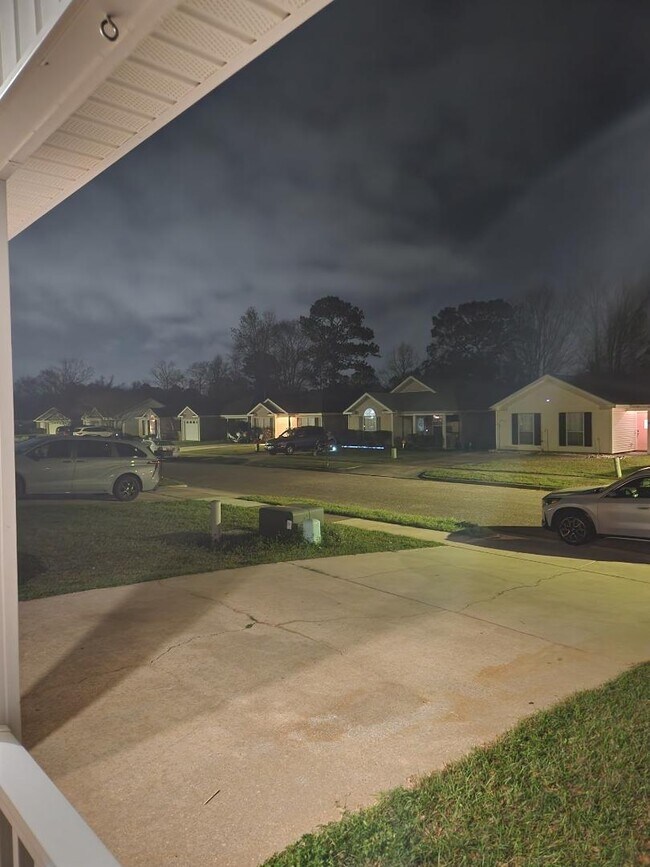 Building Photo - 8906 Winter Ct