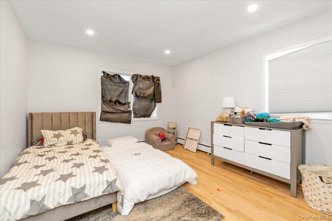 Building Photo - 817 Glenridge Ave