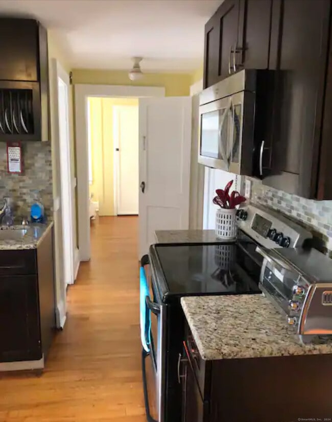 Building Photo - 75 Birdsey Ave