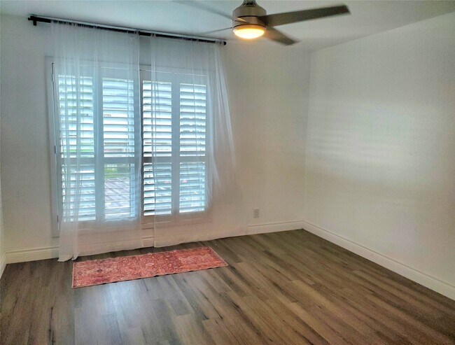 Building Photo - 14555 Wunderlich Dr