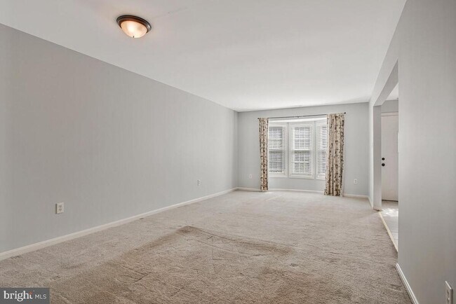 Building Photo - 1478 Lowell Ct