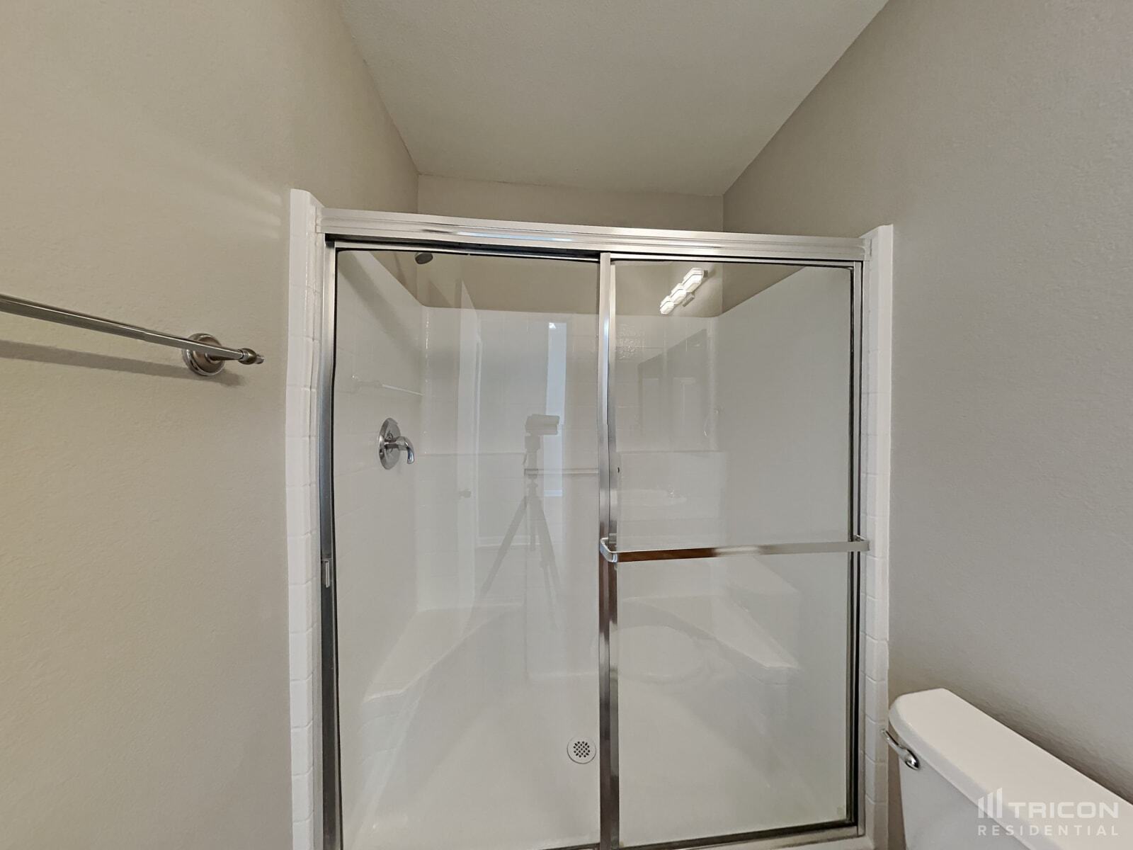 Building Photo - 1933 Desert Sage Ave