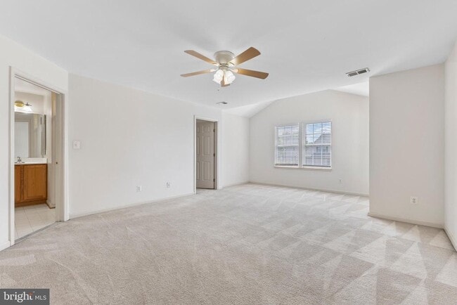 Building Photo - 7209 Bladen Pl