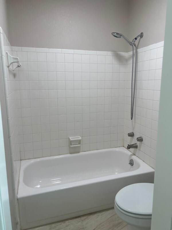 Building Photo - 4442 E 68th St