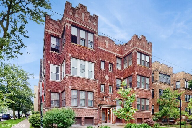 Building Photo - 6500 N Bosworth Ave