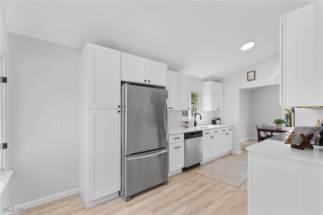 Building Photo - 23938 Delmere Dr