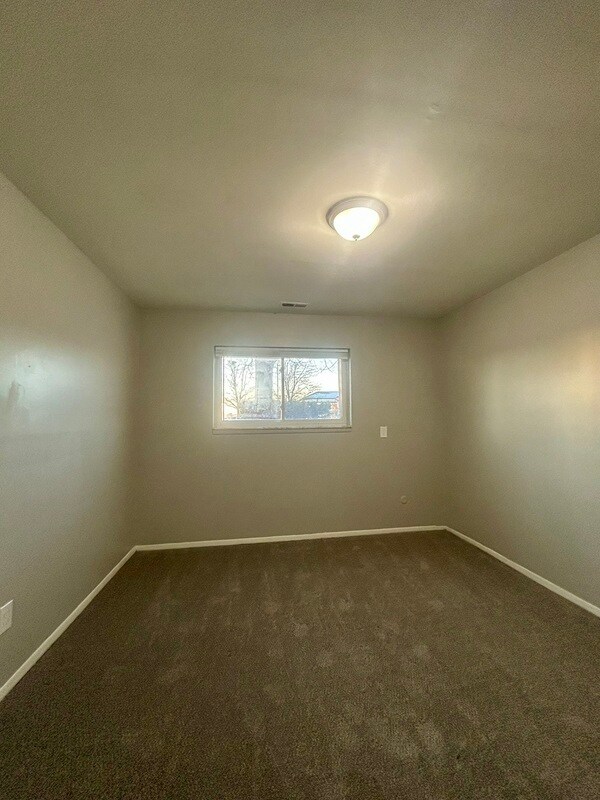 Building Photo - 4245 Quarry Rd