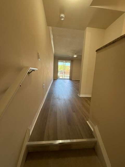 Building Photo - 5692 Bentgrass Dr