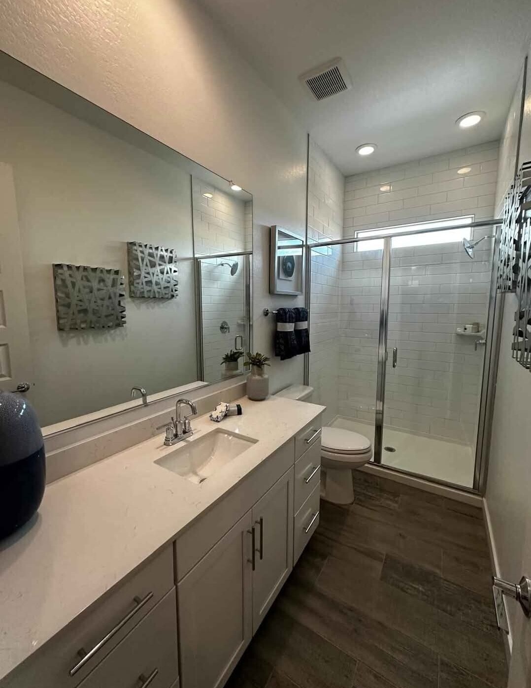 Building Photo - 4017 W La Mirada Dr