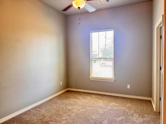 Building Photo - 8109 NW 160th Terrace
