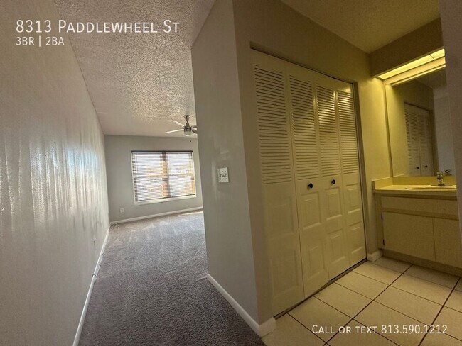 Building Photo - 8313 Paddlewheel St