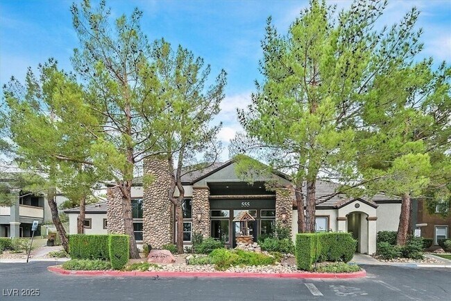 Building Photo - 555 E Silverado Ranch Blvd