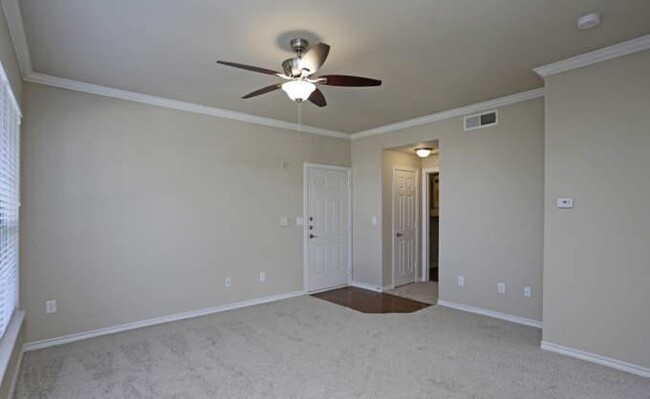 Building Photo - 1 bedroom in Dallas TX 75287