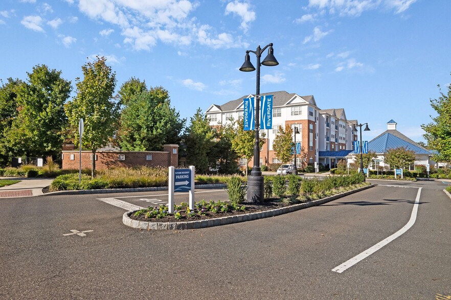 Building Photo - Rivergate Bordentown Waterfront