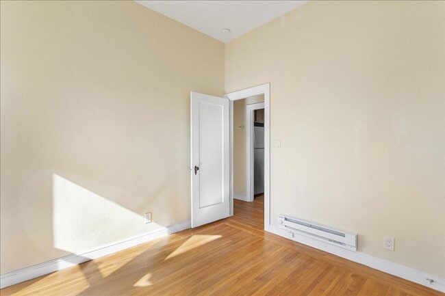 Building Photo - 1012 Walnut St