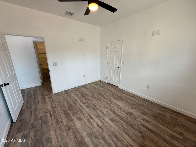 Building Photo - 1951 E 13th St