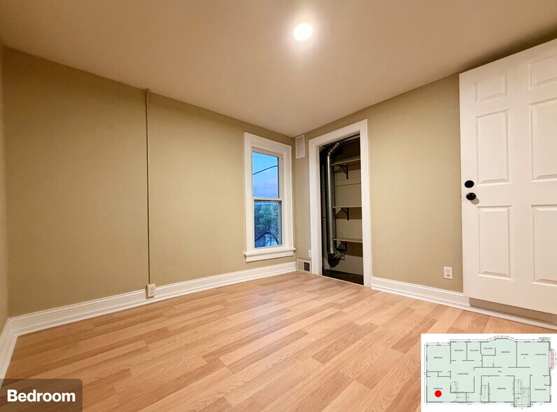 Bedroom - 2613 Bryant Ave S