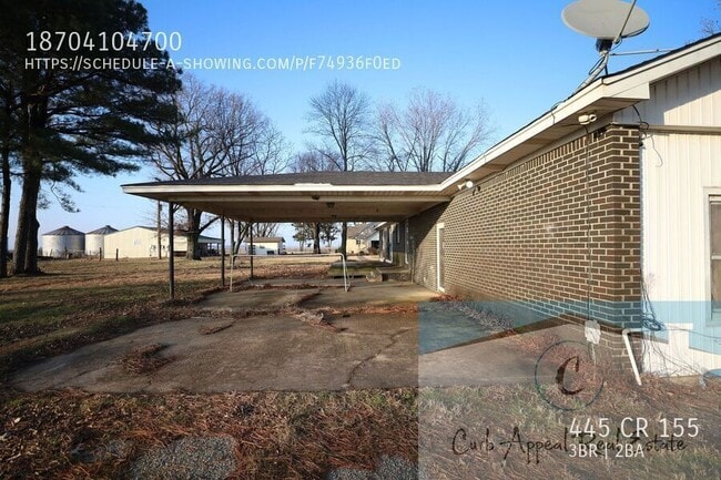 Building Photo - 445 CR 155