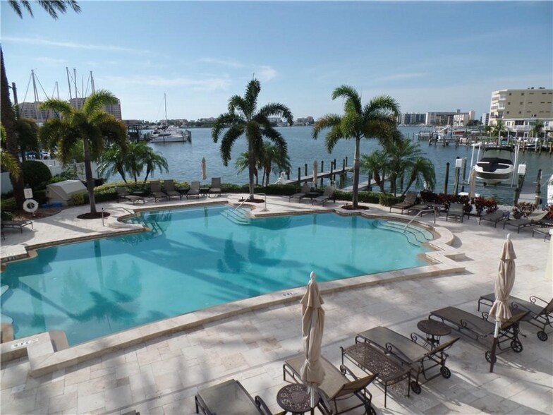Building Photo - 202 Windward Passage