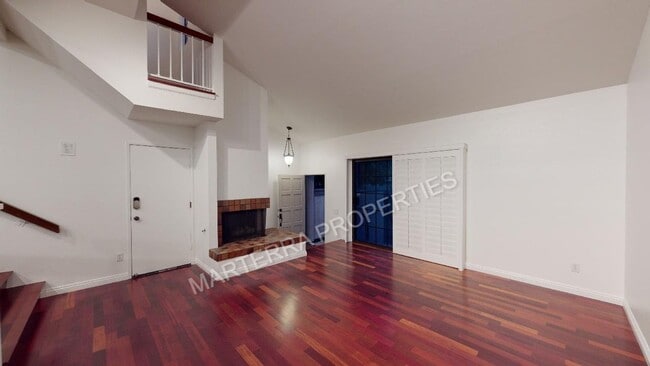 Building Photo - Beautiful 2-Bedroom, 2.5-Bathroom Townhome...