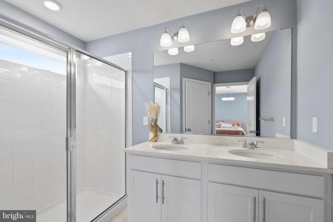 Building Photo - 9715 Summerton Dr