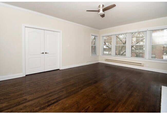 Building Photo - 1132 Maple Ave