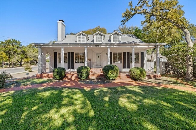 Primary Photo - 2612 Bridle Path