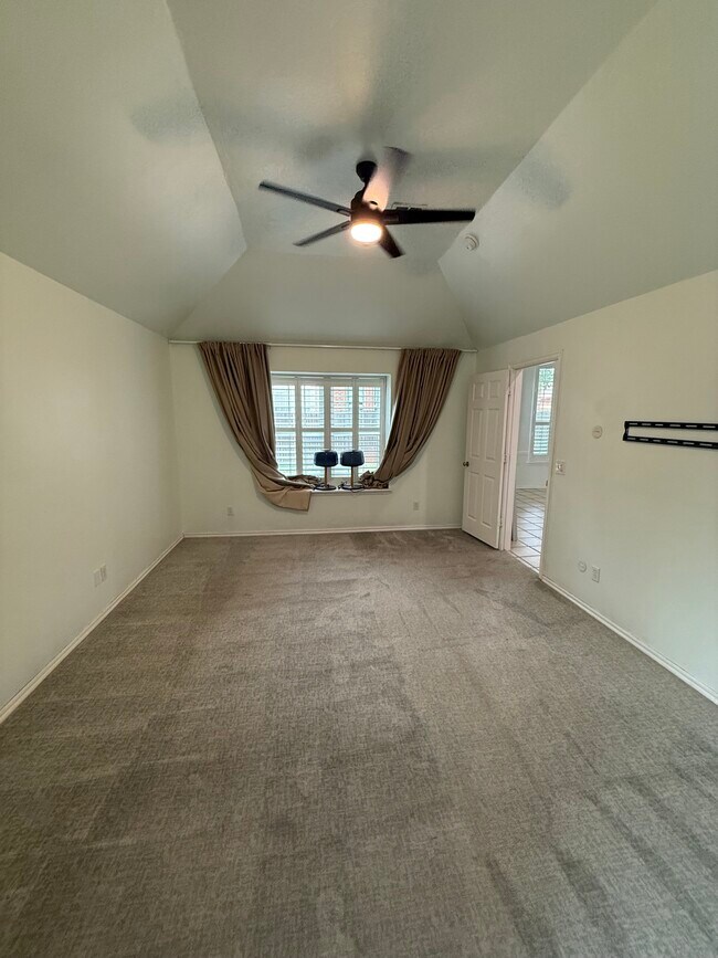 Building Photo - 1801 Sagewood Dr