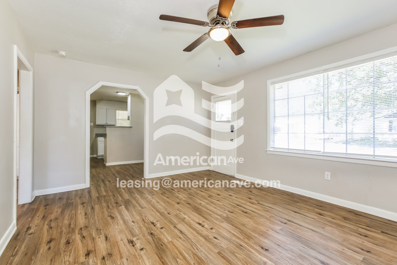 Building Photo - 800 W 51st St