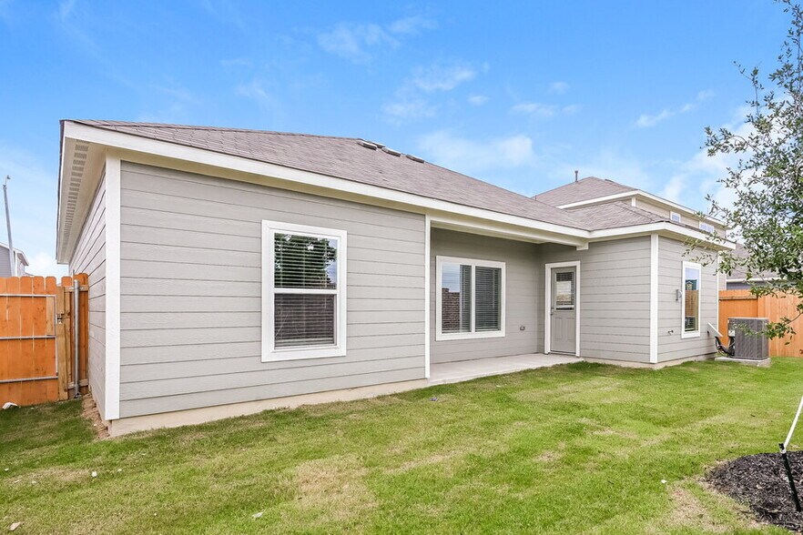 Building Photo - 1513 Harvester Dr
