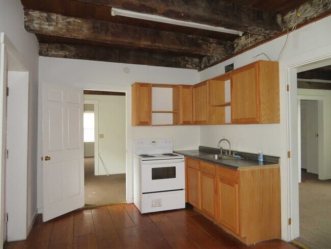 Building Photo - 271 Titusville Rd