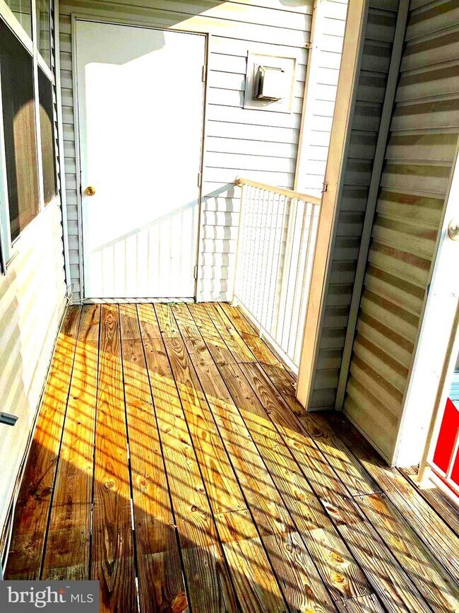 Building Photo - 7418 Hindon Cir