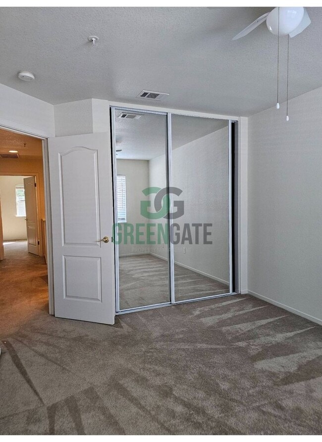 Building Photo - Charming 3 Bedroom 2 Bath Condo in TRACY! ...