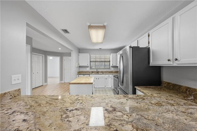 Building Photo - 6654 Tannin Ln