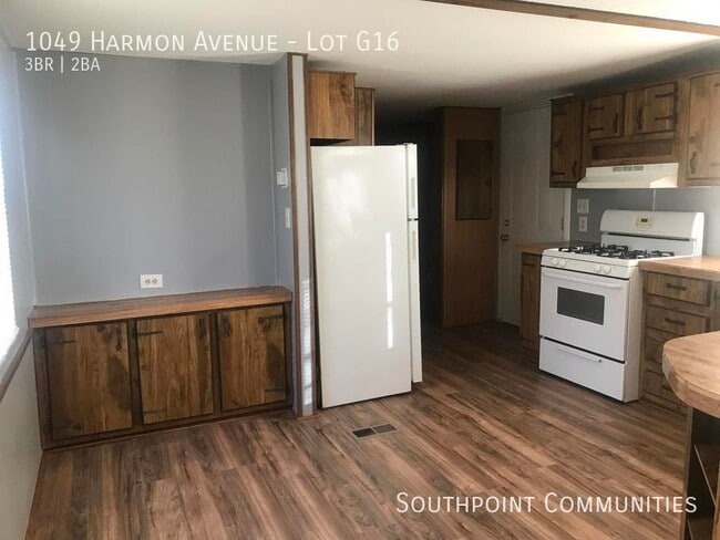 Primary Photo - 1049 Harmon Ave