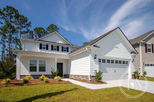 Building Photo - RATE DROP ALERT (was $3500/month) and SUMM...