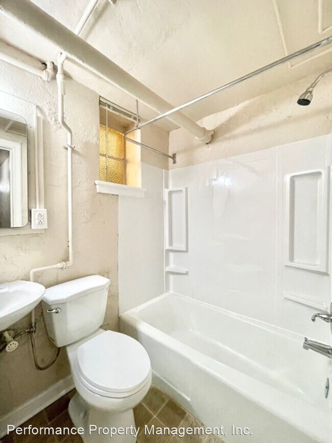 Building Photo - 1 br, 1 bath House - 1105 York St. #9