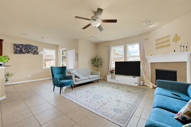 Building Photo - 9981 Stone Creek Ln