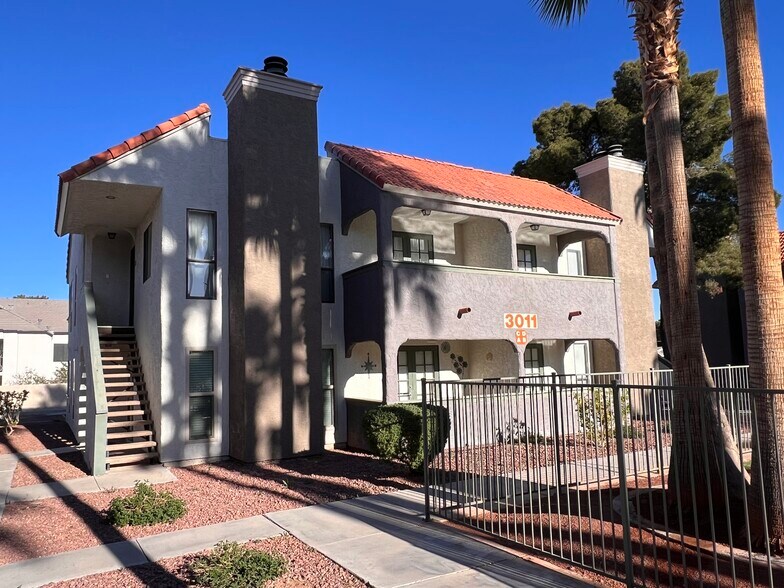 Building Photo - 3011 Sunfish Dr