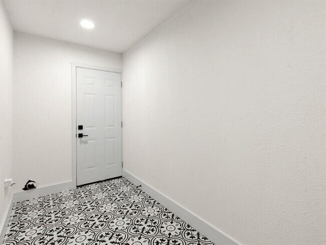 Building Photo - 11620 Fast Horse Dr
