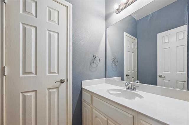 Building Photo - 2110 Pecan Ridge Dr