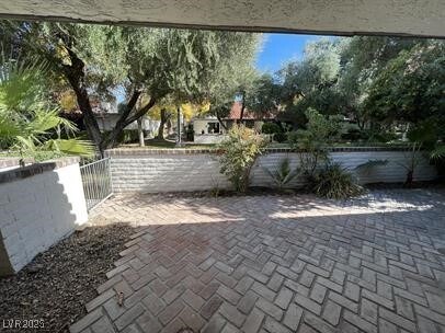 Building Photo - 3452 Pino Cir
