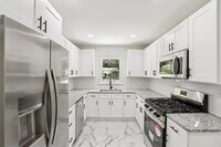 Building Photo - 1367 Pollard Dr SW