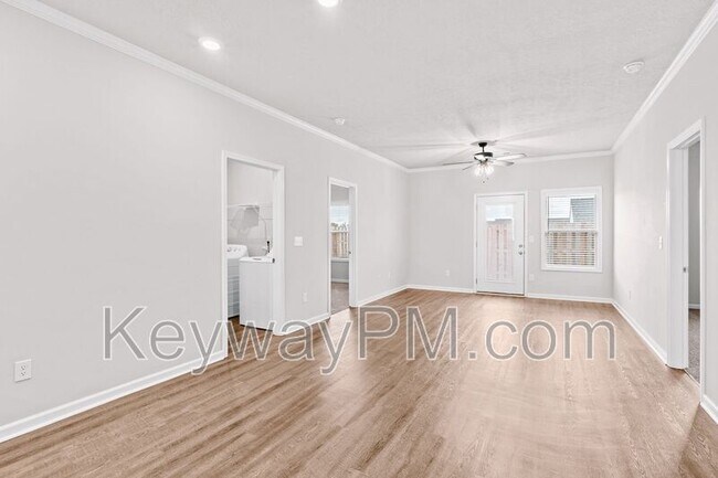 Building Photo - 5017 Greer Dr